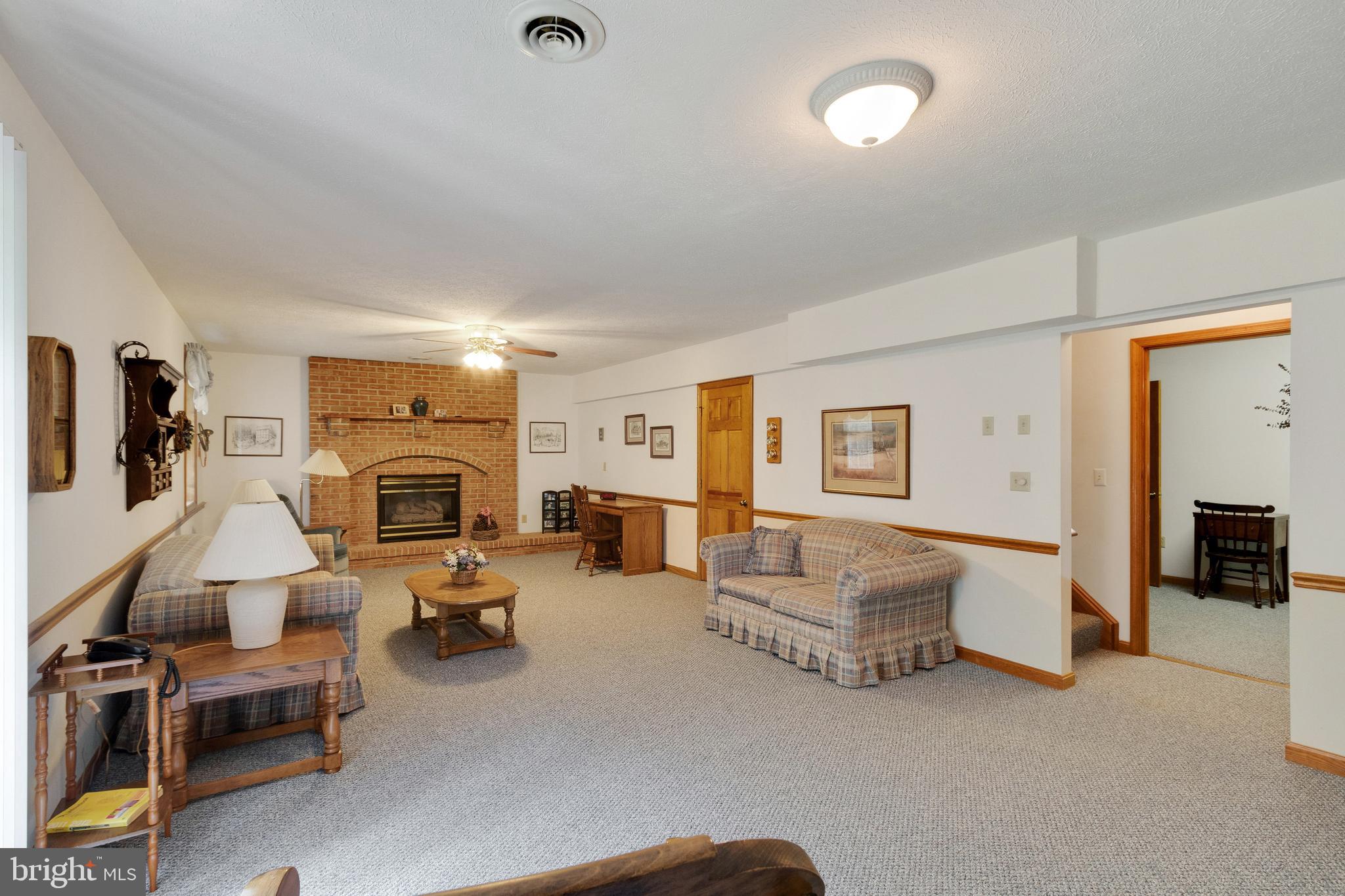 17161 Hudson Mill Road Culpeper, VA 22701 - Photo 30 of 42 Family room