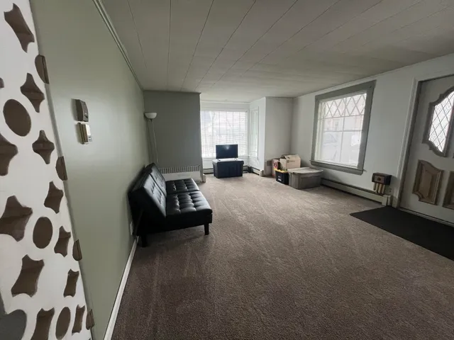 $178,000 | 86 Elm Street, Berlin, NH 03570