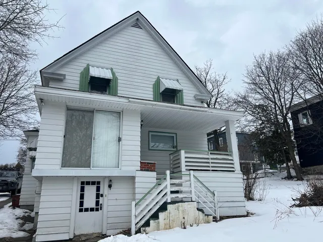 $178,000 | 86 Elm Street, Berlin, NH 03570