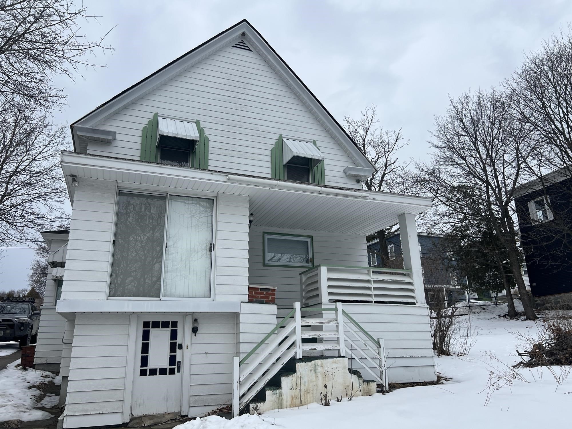 86 Elm Street Berlin, NH 03570 - Photo 9 of 50