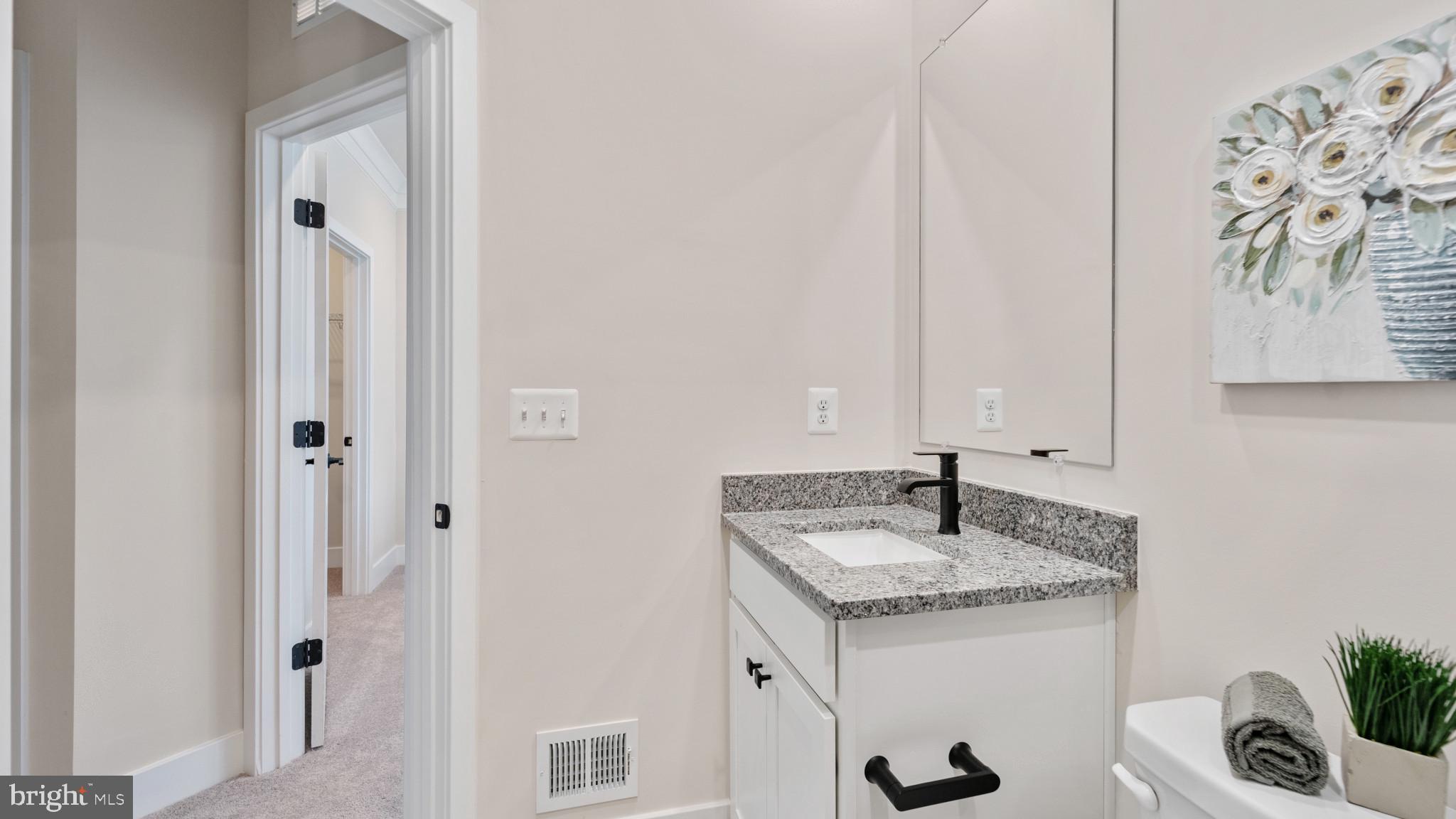 1615 Roland Heights Avenue Baltimore, MD 21211 - Photo 14 of 31