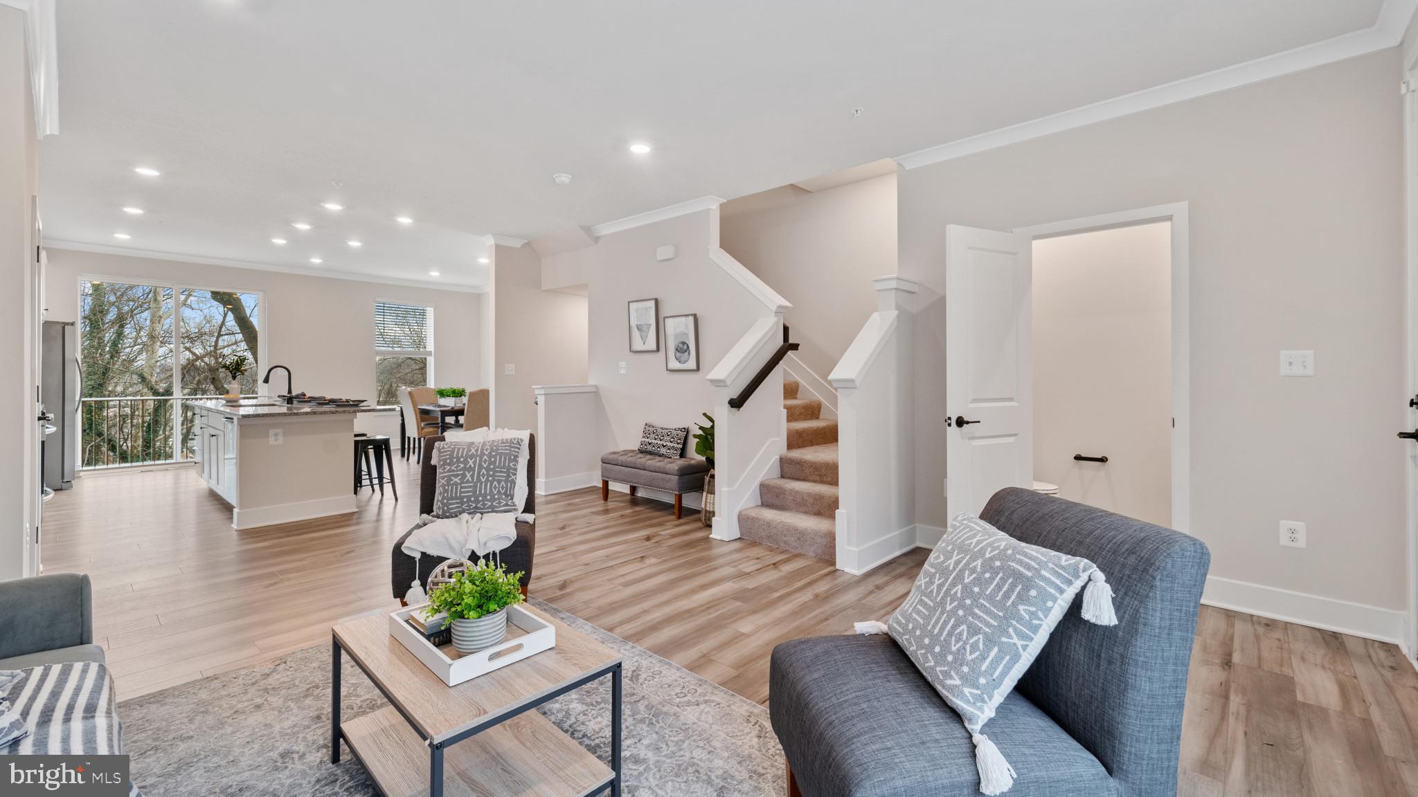 1615 Roland Heights Avenue Baltimore, MD 21211 - Photo 2 of 31