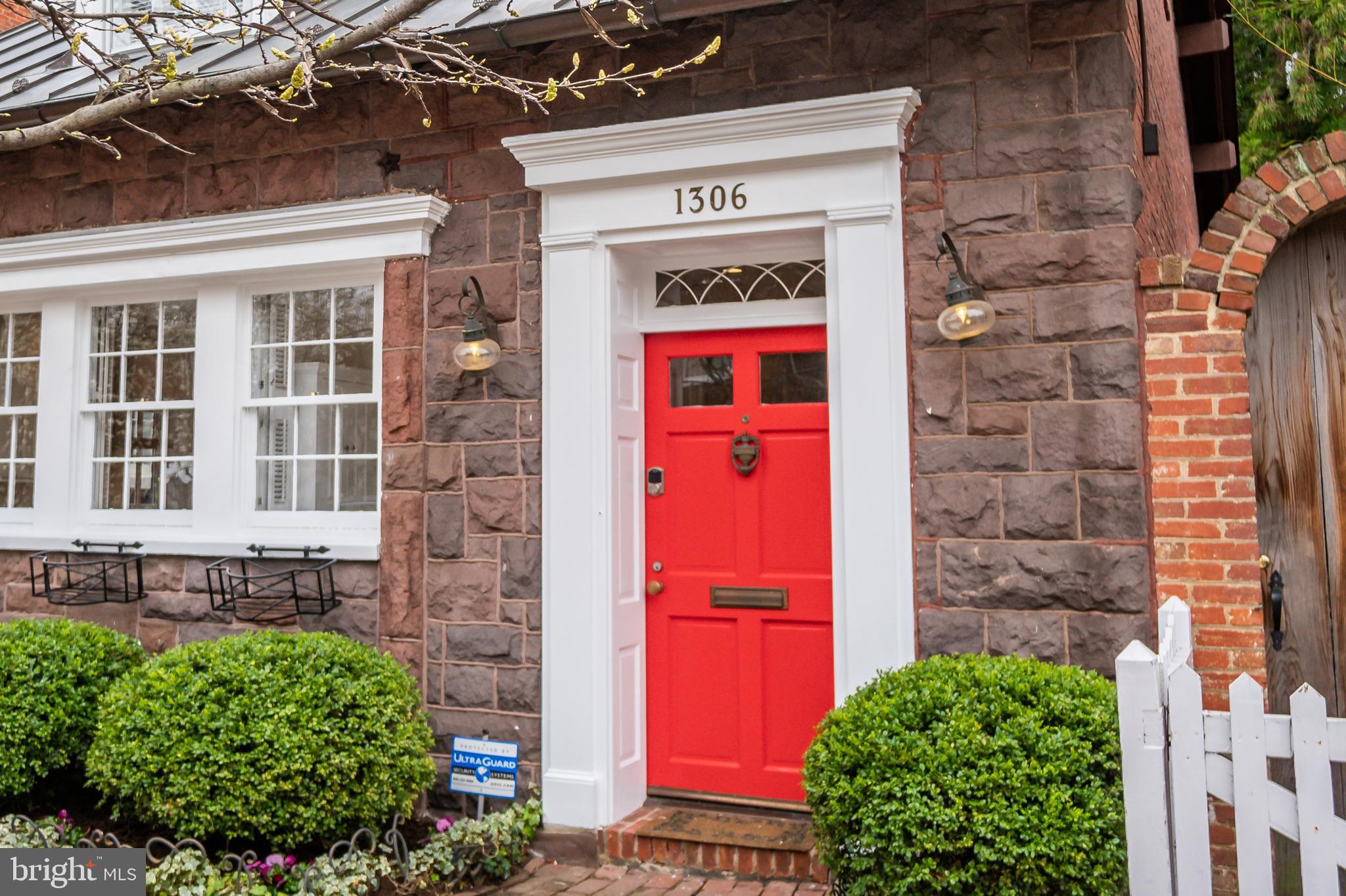 1306 34th Street Northwest Washington, DC 20007 - Photo 2 of 27 Entrance