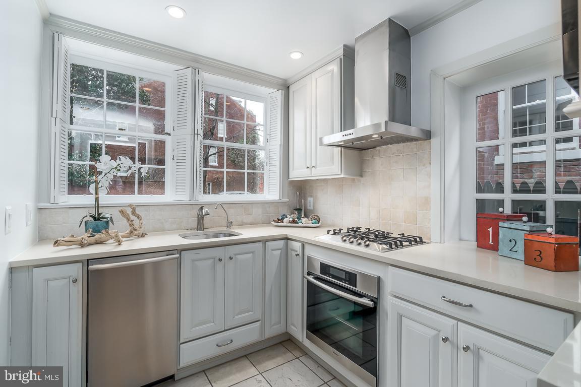 1306 34th Street Northwest Washington, DC 20007 - Photo 9 of 27 Kitchen