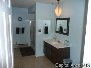 3022 Southgate Road Chatham, IL 62629 - Photo 8 of 9