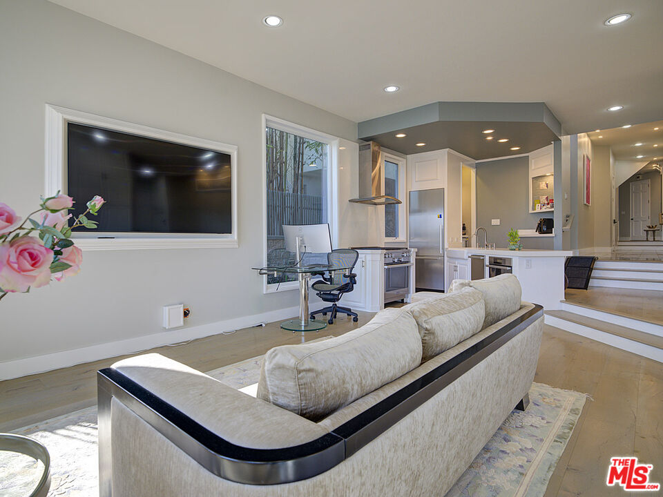 7800 Veragua Drive Playa del Rey, CA 90293 - Photo 11 of 44