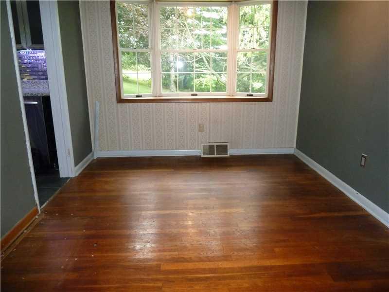 654 A Bocktown Cork Road Clinton, PA 15026 - Photo 8 of 15 Dining Room.