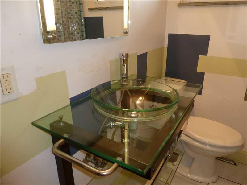 654 A Bocktown Cork Road Clinton, PA 15026 - Photo 9 of 15 Full Bath.