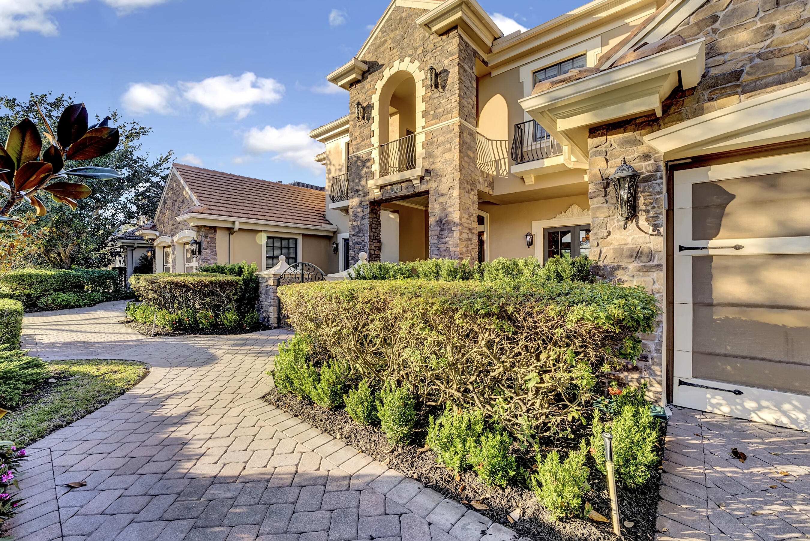 9974 Equus Circle Boynton Beach, FL 33472 - Photo 4 of 57 DSC00407