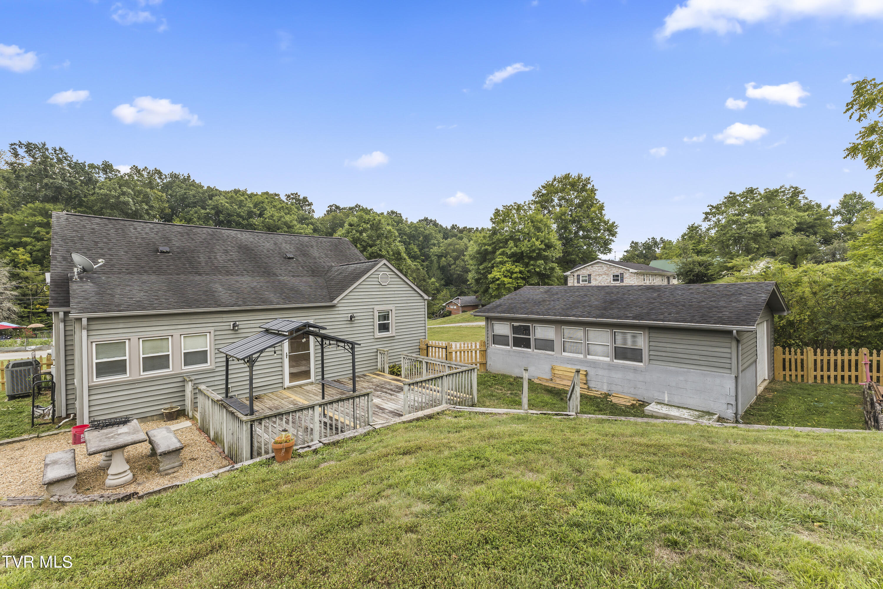 4154 Ridge Road Kingsport, TN 37660 - Photo 15 of 67 128A8191