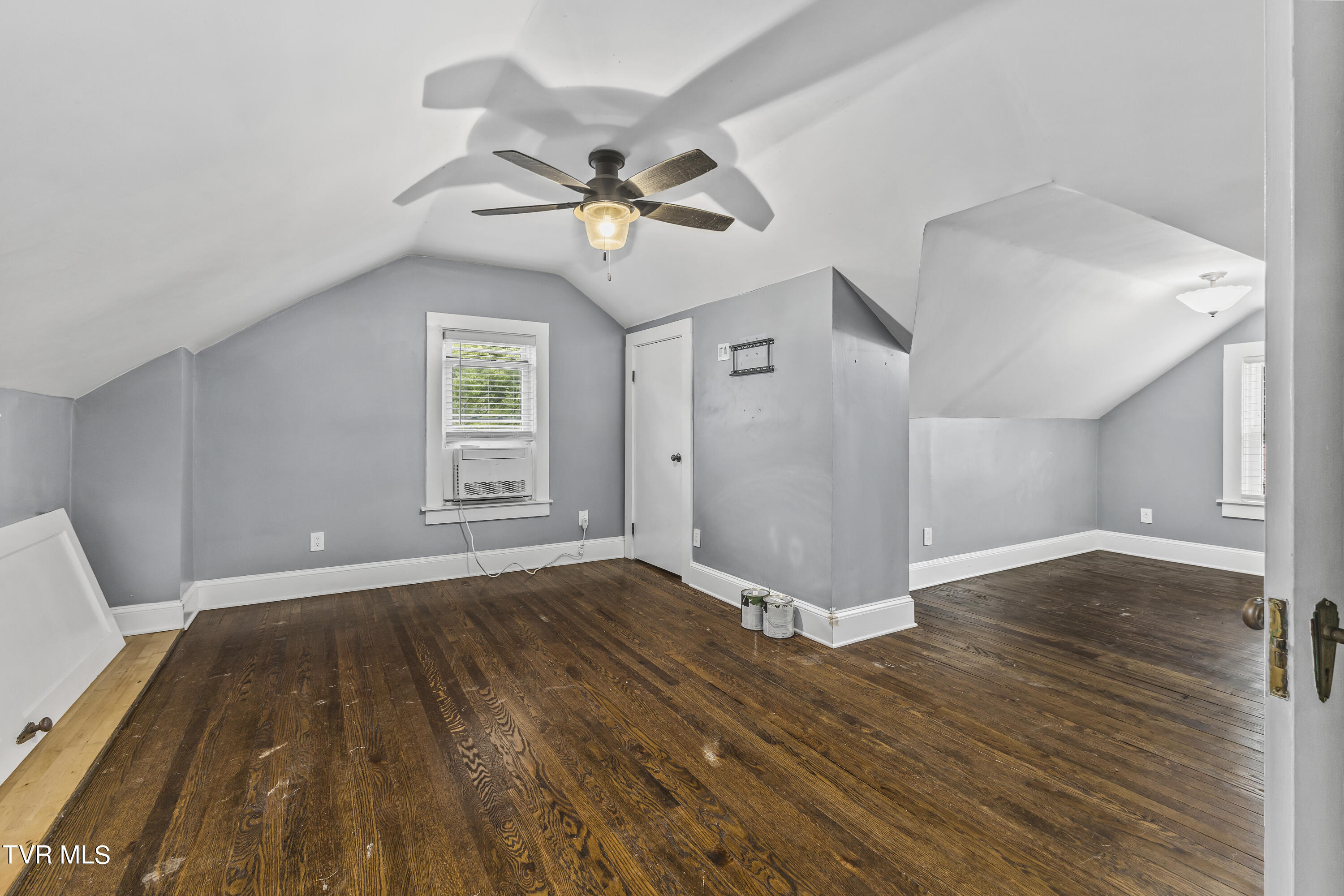 4154 Ridge Road Kingsport, TN 37660 - Photo 42 of 67 128A8282