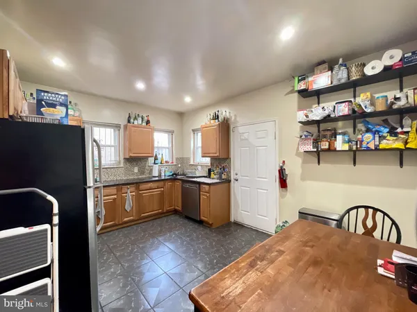 $4,500 | 416 North 31st Street, Unit 1, Philadelphia, PA 19104