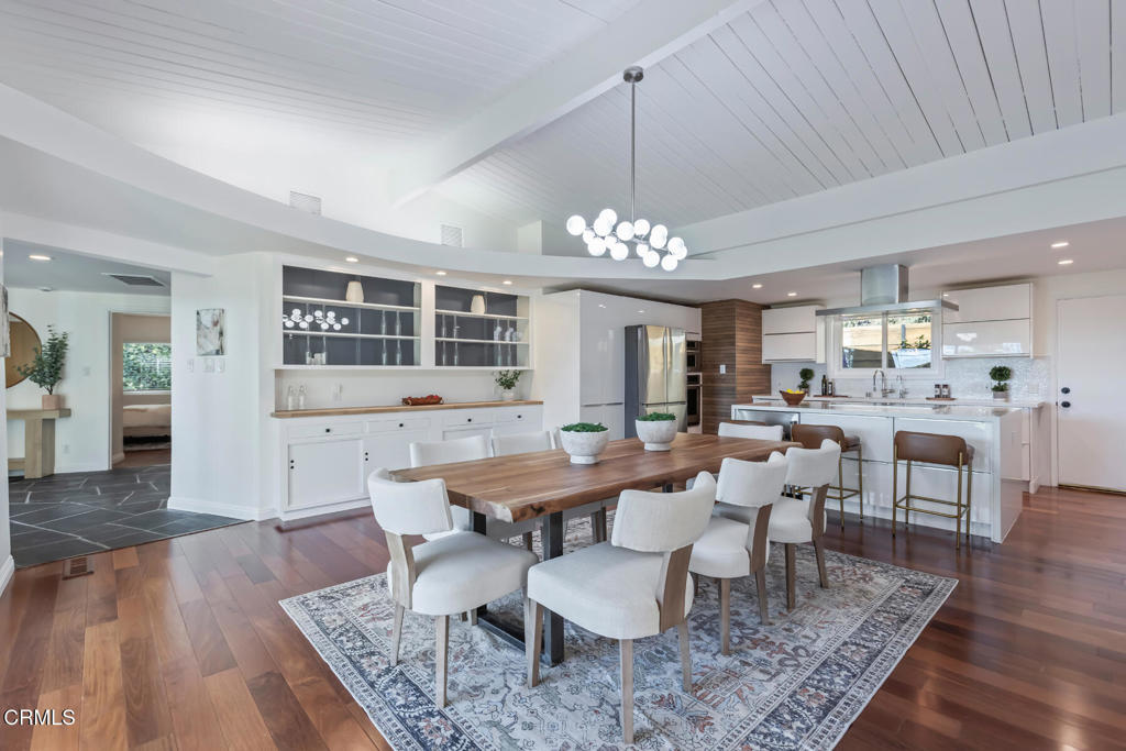 1823 Risa Place Glendale, CA 91208 - Photo 11 of 36 a view of a dining room with furniture