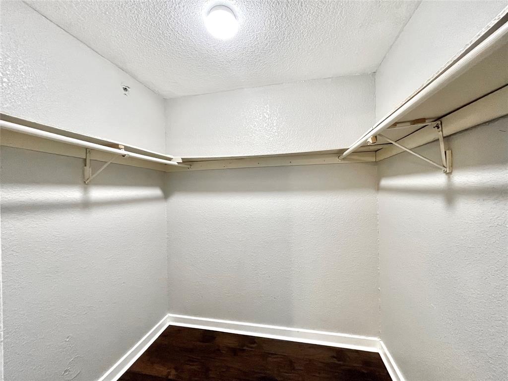 701 West Sycamore Street, Unit 107 Denton, TX 76201 - Photo 6 of 11 a view of small space