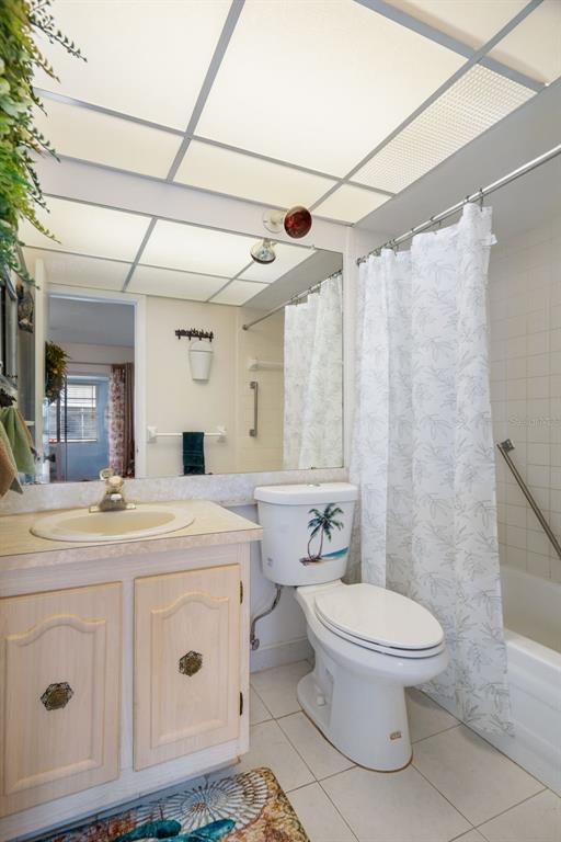 11630 Bayonet Lane New Port Richey, FL 34654 - Photo 21 of 58 a spacious bathroom with a toilet sink and shower