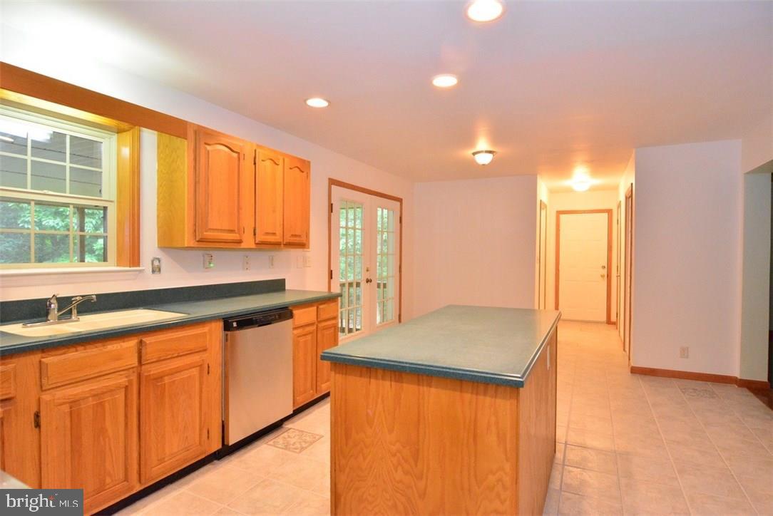 118 White Oak Road Rehoboth Beach, DE 19971 - Photo 8 of 27 Gallery Image 8