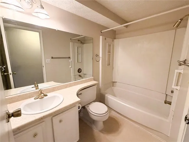 $1,050 | 949 Woodhollow Drive, Cranberry Township, PA 16066