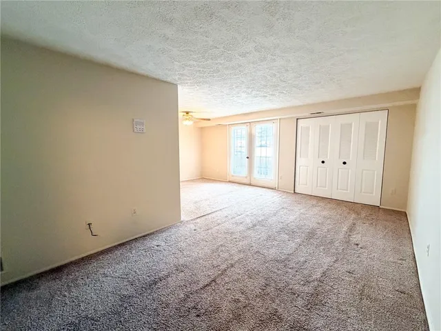 $1,050 | 949 Woodhollow Drive, Cranberry Township, PA 16066