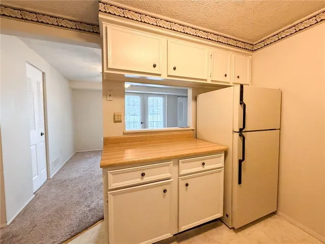 $1,050 | 949 Woodhollow Drive, Cranberry Township, PA 16066