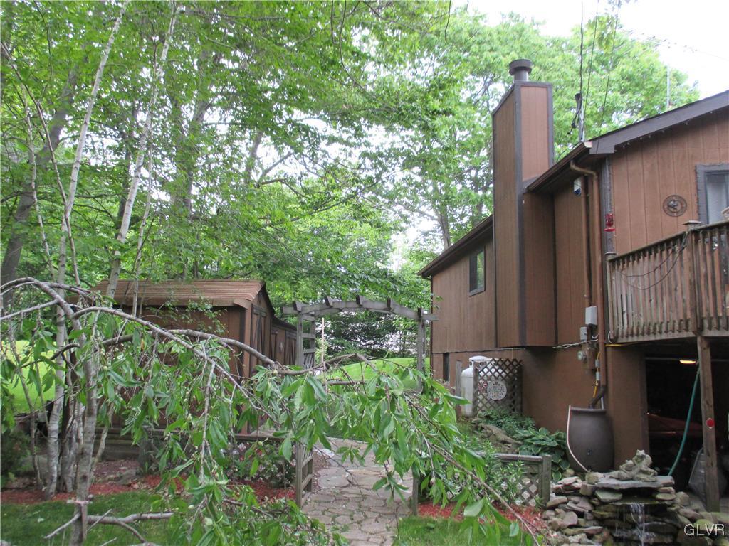 416 Northampton Road Tobyhanna, PA 18466 - Photo 3 of 38 Gallery Image 3