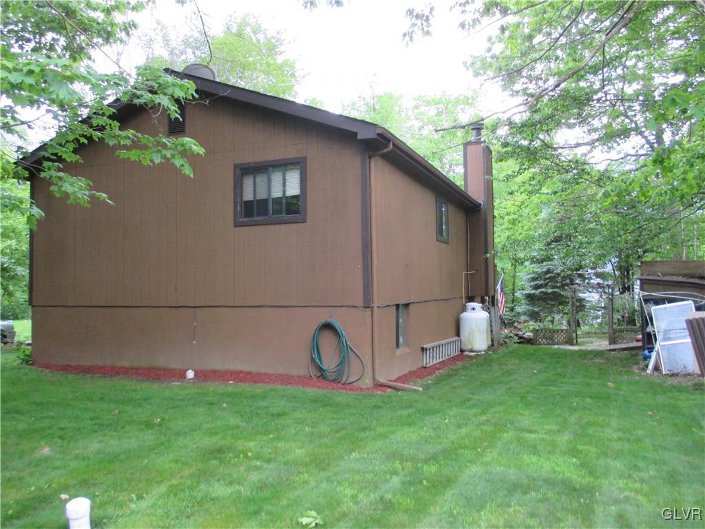 416 Northampton Road Tobyhanna, PA 18466 - Photo 5 of 38 Gallery Image 5