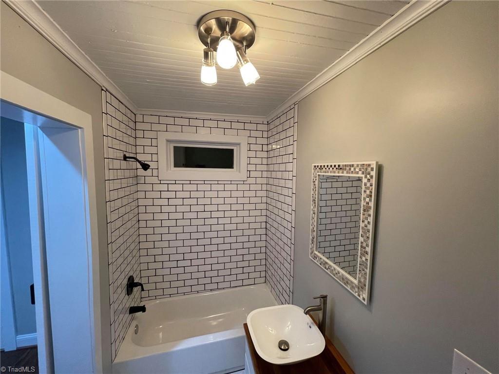 123 East Spring Street Elkin, NC 28621 - Photo 21 of 32 Gallery Image 21