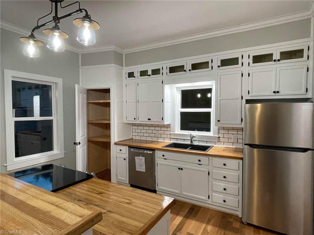 123 East Spring Street Elkin, NC 28621 - Photo 29 of 32 Gallery Image 29