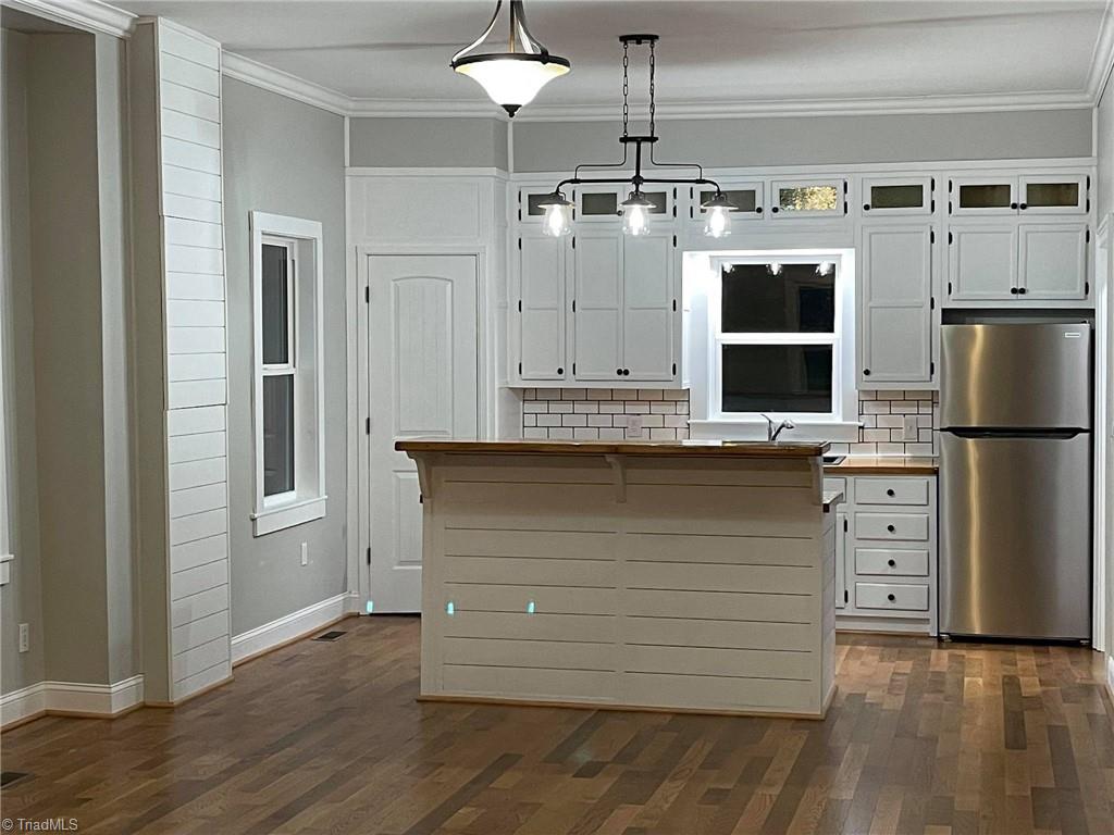 123 East Spring Street Elkin, NC 28621 - Photo 31 of 32 Gallery Image 31