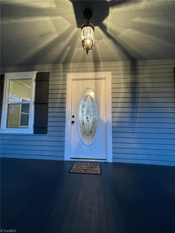123 East Spring Street Elkin, NC 28621 - Photo 7 of 32 Gallery Image 7