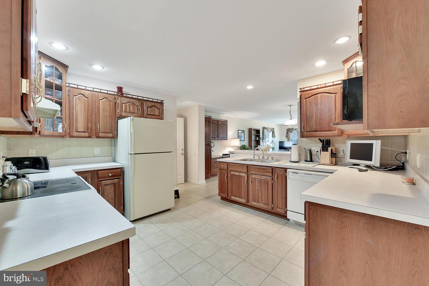 5397 Stone Road Frederick, MD 21703 - Photo 12 of 33 Kitchen