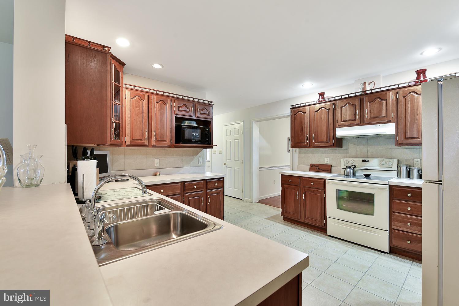 5397 Stone Road Frederick, MD 21703 - Photo 13 of 33 Kitchen