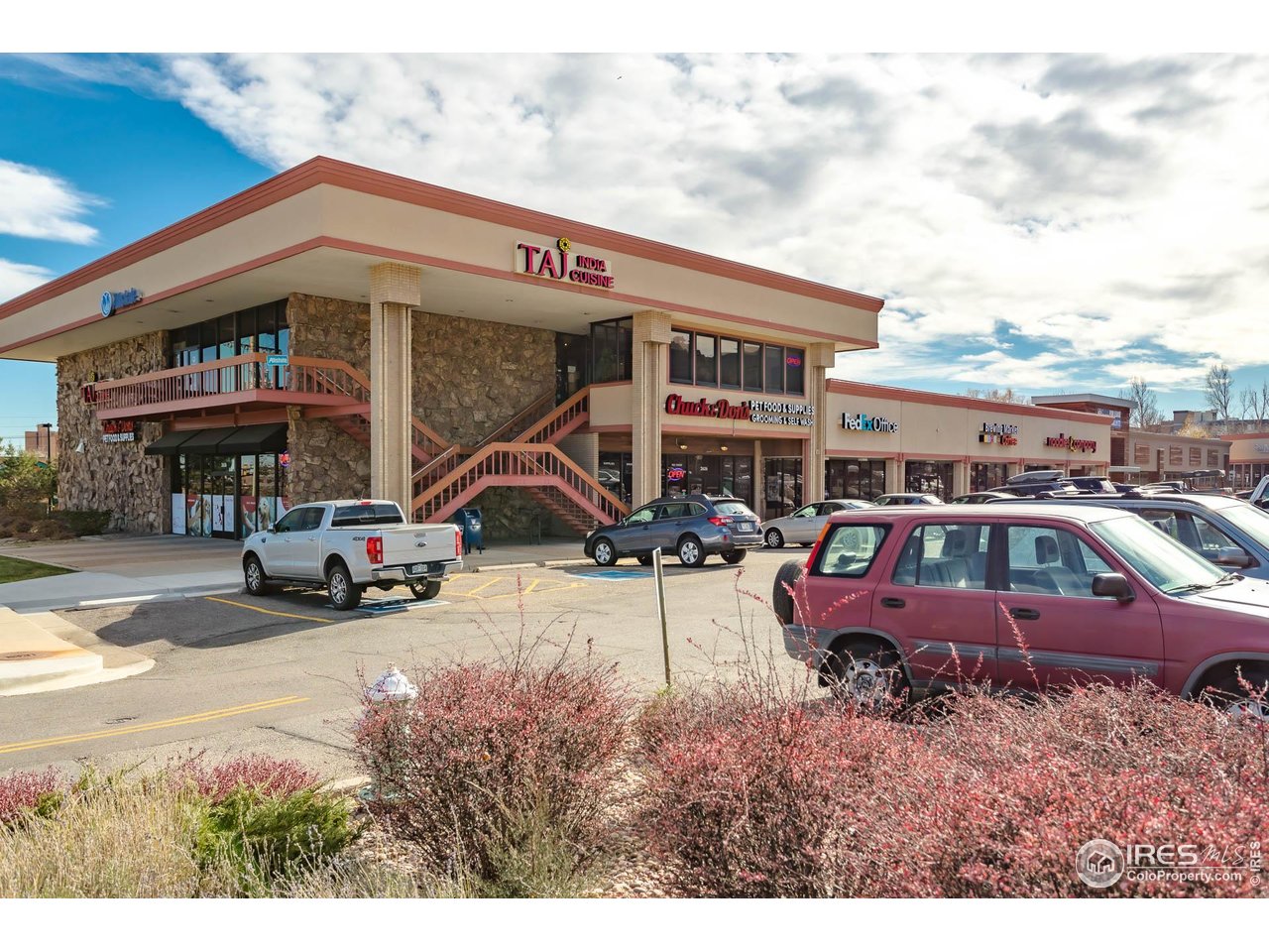 2207 Bluebell Avenue Boulder, CO 80302 - Photo 45 of 47 a view of a house with tub and car parked