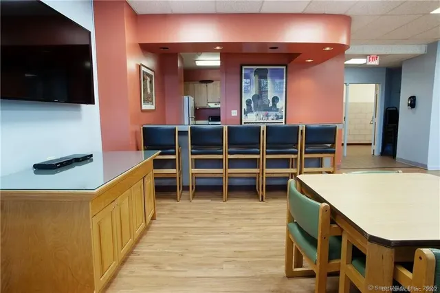 $140,000 | 31 Woodland Street, Unit 1E, Hartford, CT 06105