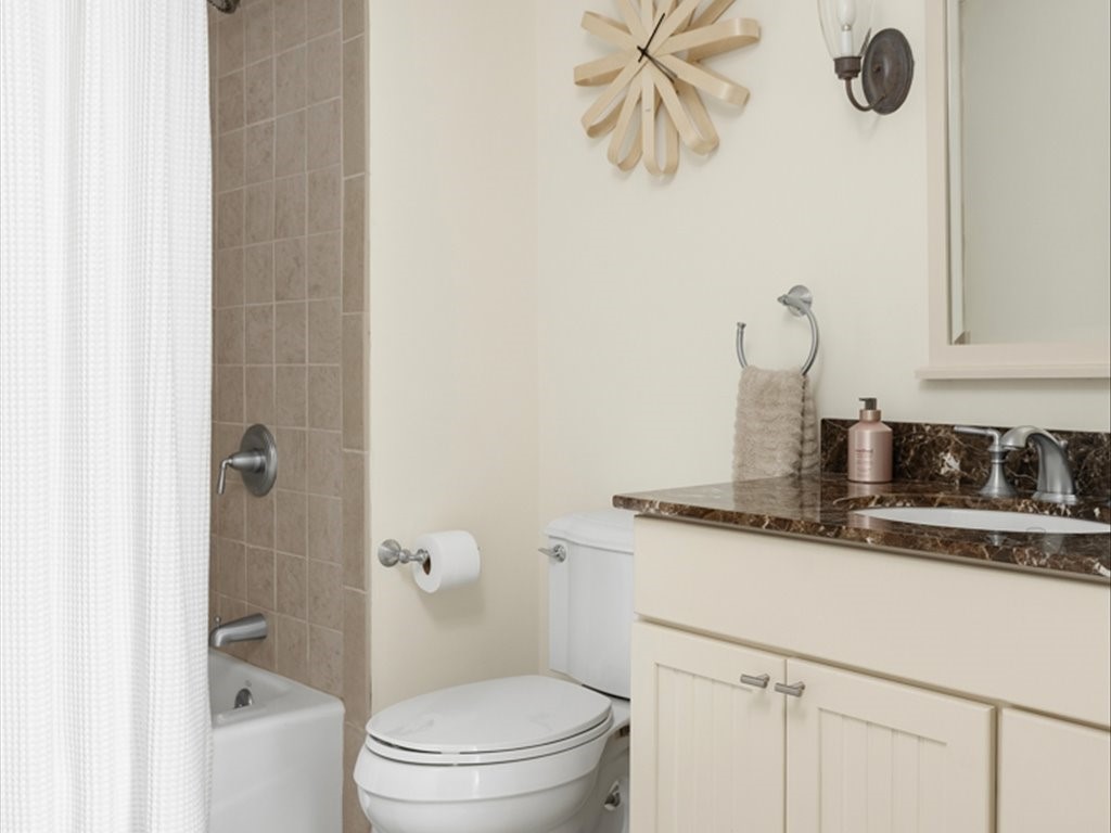 114 Granite Street, Unit 310 Westerly, RI 02891 - Photo 13 of 19
