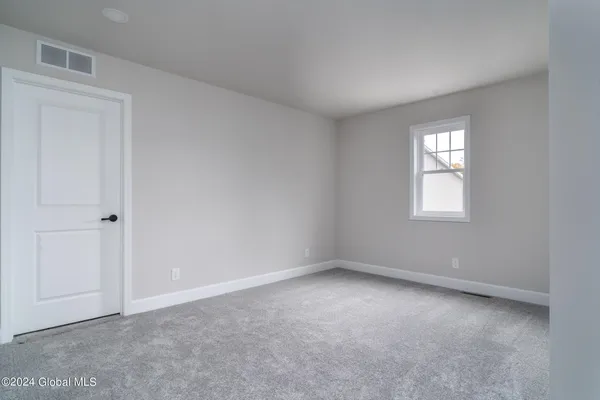 $499,400 | 12 Priddle Lane, Colonie, NY 12110