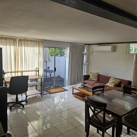 $2,200 | 1927 Mott Smith Drive, Honolulu, HI 96822