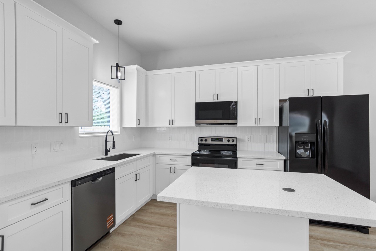 9725 Kerr Street, Unit A Houston, TX 77029 - Photo 12 of 34