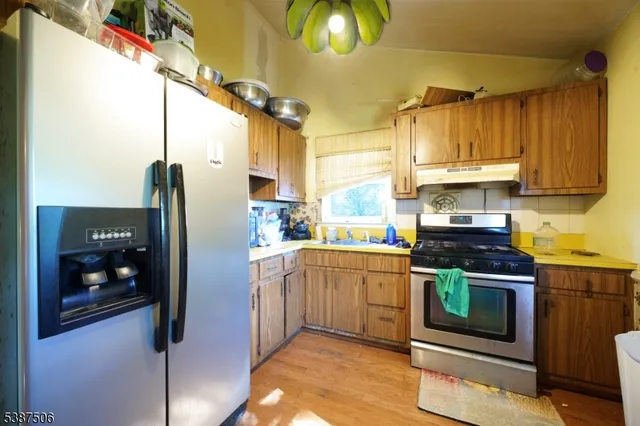 $589,999 | 16 Hart Place, Union, NJ 07083