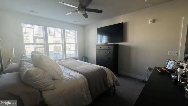 $625,000 | 2324 Wind Charm Street, Unit 306, Herndon, VA 20171