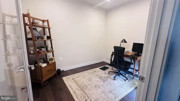 $590,000 | 2324 Wind Charm Street, Unit 306, Herndon, VA 20171
