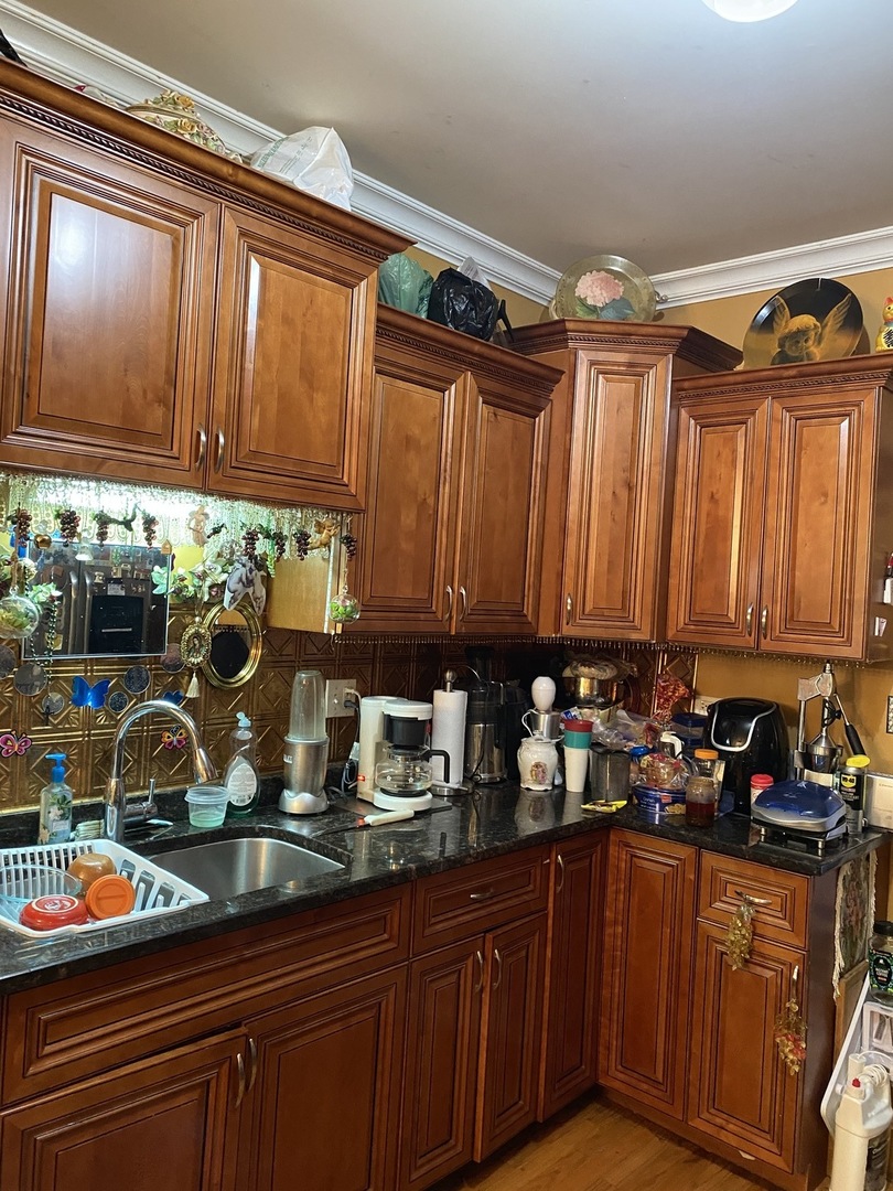 3447 North Ridgeway Avenue Chicago, IL 60618 - Photo 11 of 42 Gallery Image 11