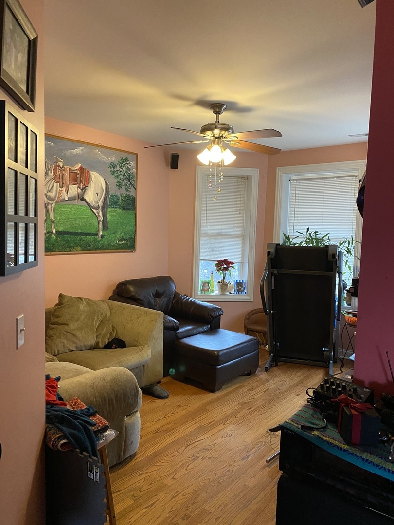3447 North Ridgeway Avenue Chicago, IL 60618 - Photo 19 of 42 Gallery Image 19