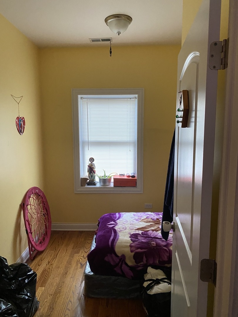 3447 North Ridgeway Avenue Chicago, IL 60618 - Photo 20 of 42 Gallery Image 20