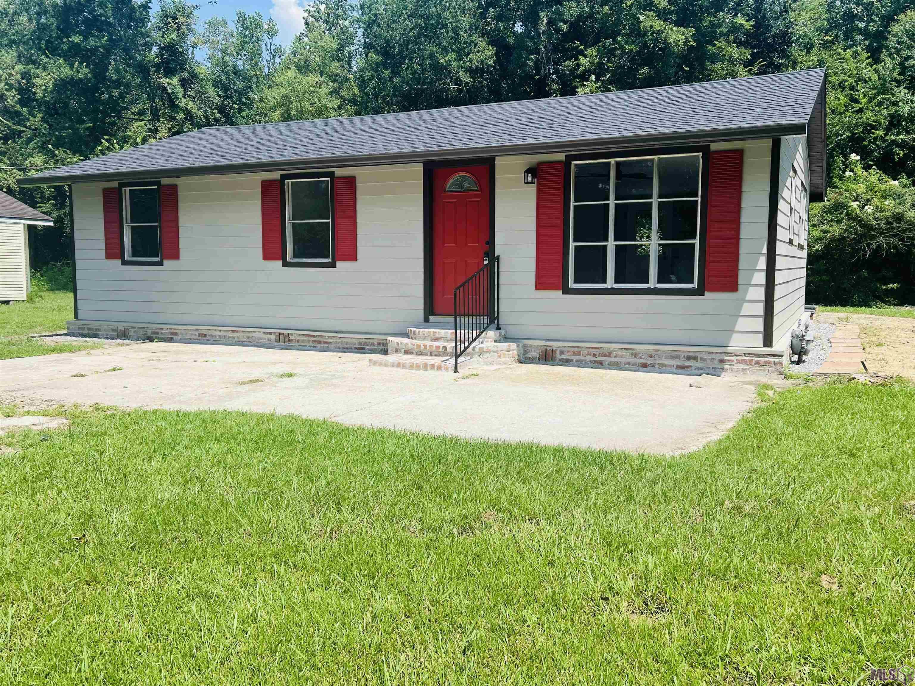 14080 Bert Allen Road Gonzales, LA 70737 - Photo 1 of 10