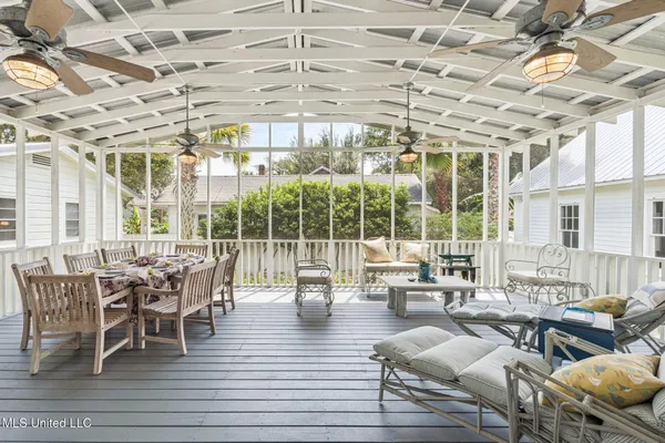 $1,450,000 | 200 Carroll Avenue, Bay St. Louis, MS 39520