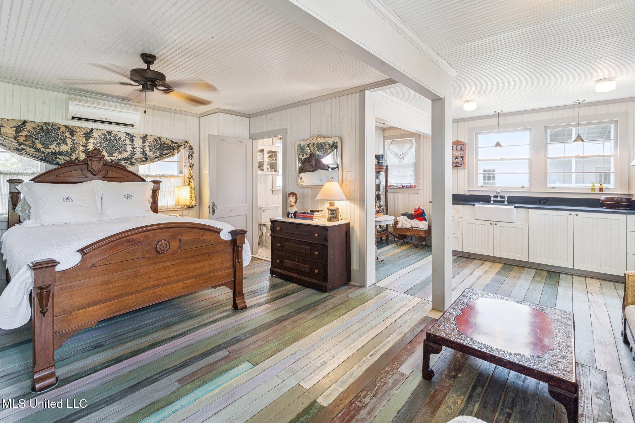 200 Carroll Avenue Bay St. Louis, MS 39520 - Photo 20 of 24 012