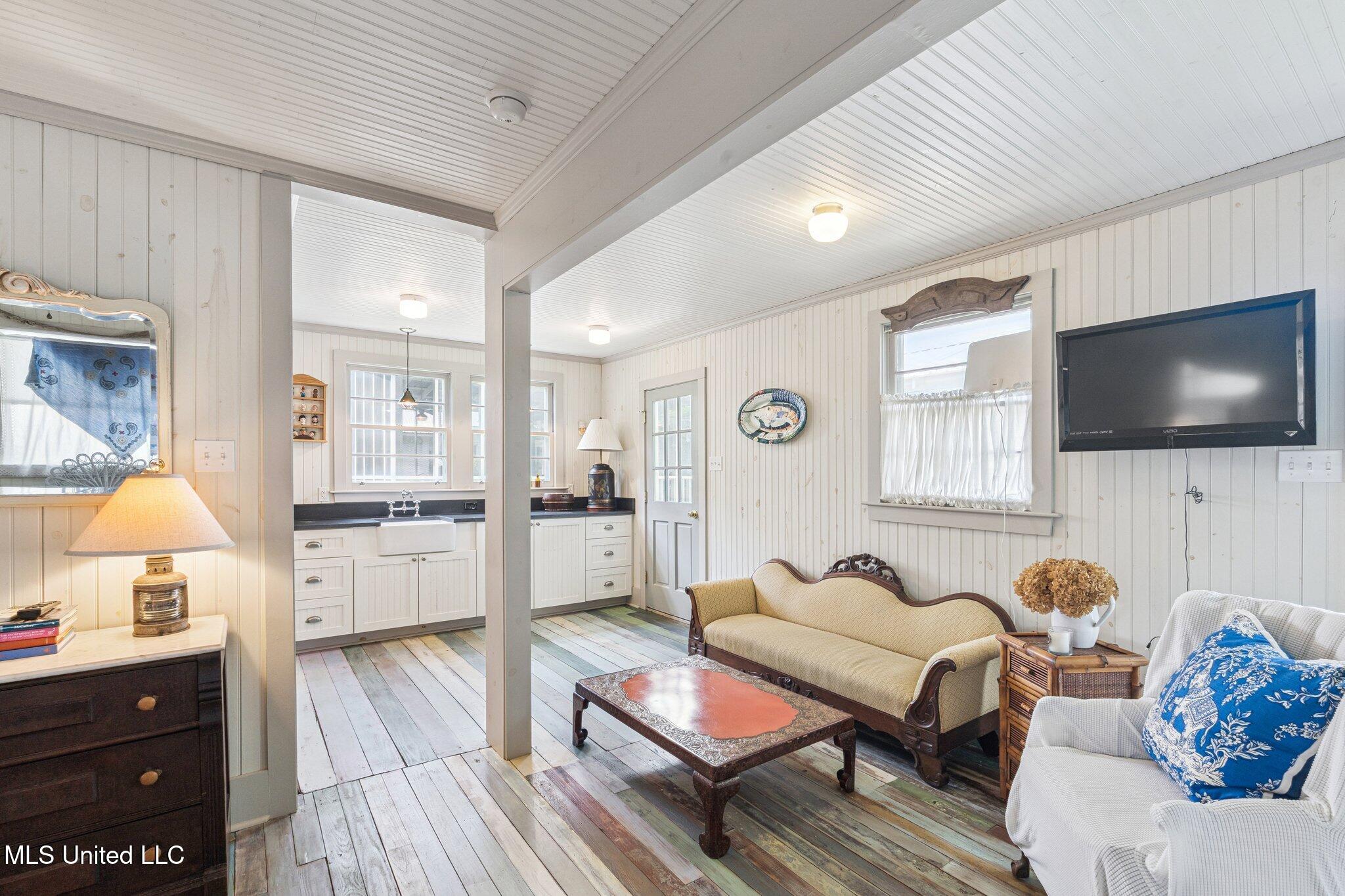 200 Carroll Avenue Bay St. Louis, MS 39520 - Photo 21 of 24 013