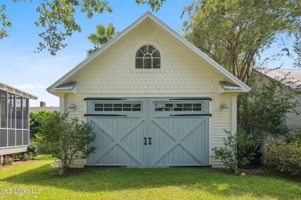 $1,450,000 | 200 Carroll Avenue, Bay St. Louis, MS 39520