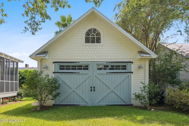 $1,450,000 | 200 Carroll Avenue, Bay St. Louis, MS 39520