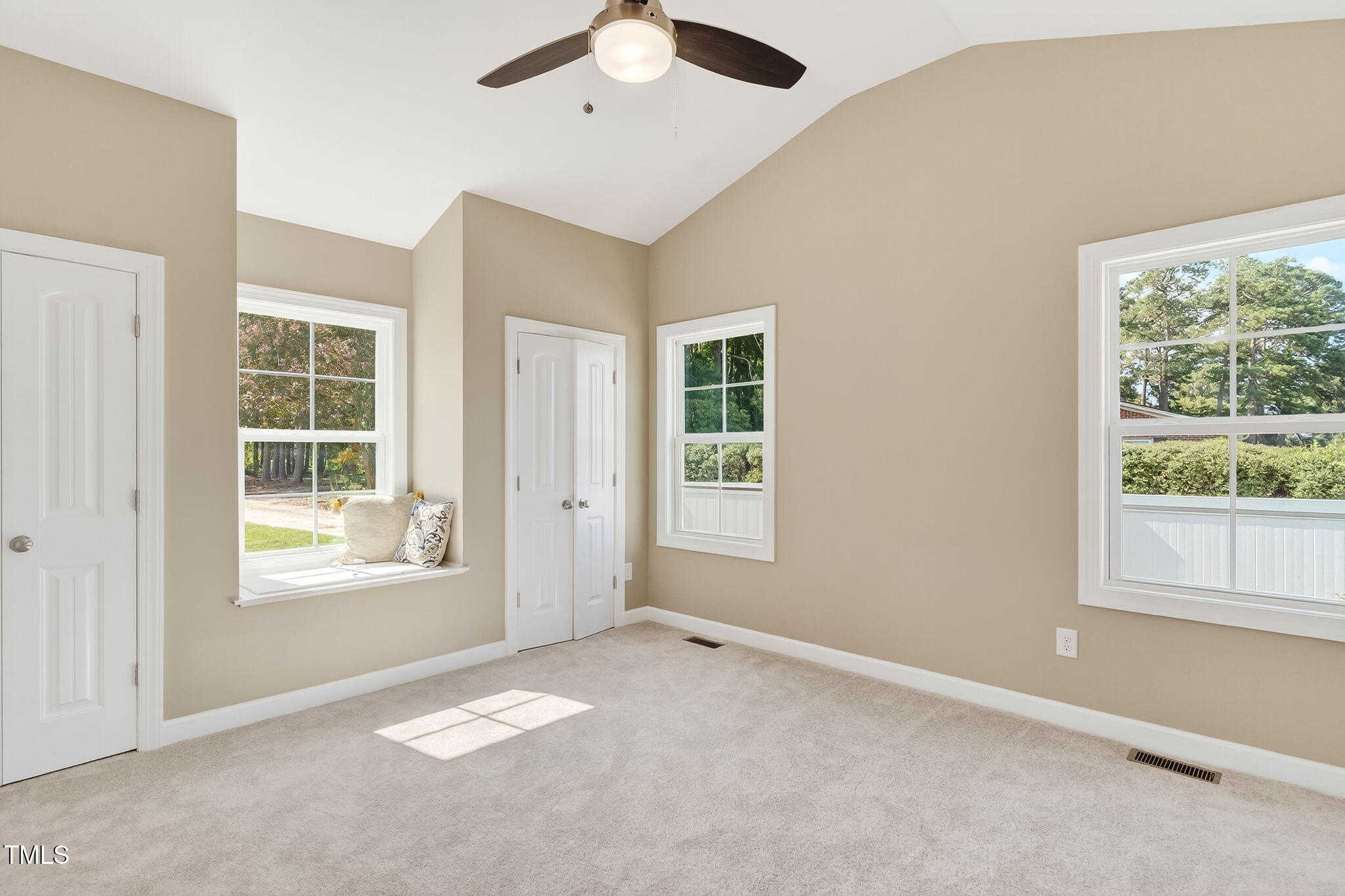 6715 Princeton Kenly Road Princeton, NC 27569 - Photo 22 of 35 22-web-or-mls-_DSC1031